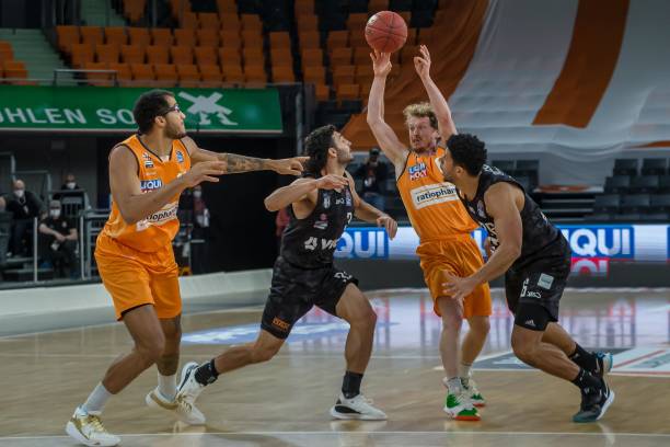 也是俱乐部 也是俱乐部